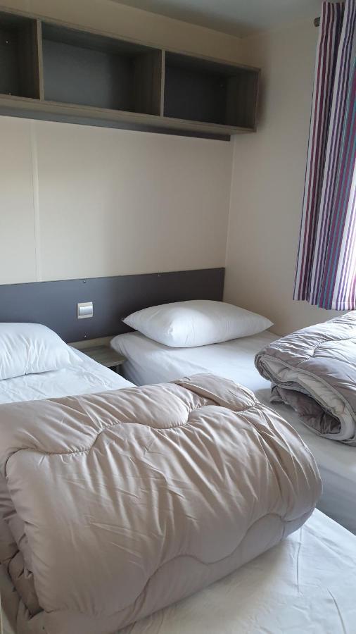 Mobil Home 6-8 Places Parcelle 4 Climatise Biville-sur-Mer Экстерьер фото