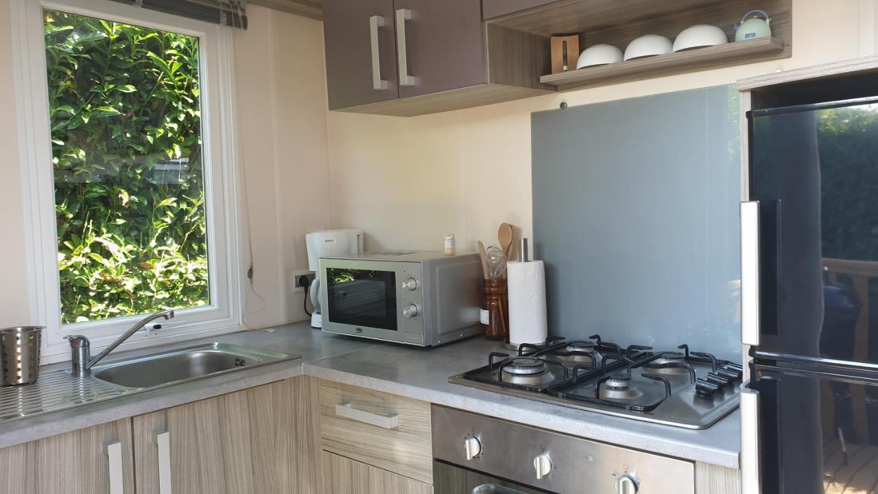 Mobil Home 6-8 Places Parcelle 4 Climatise Biville-sur-Mer Экстерьер фото